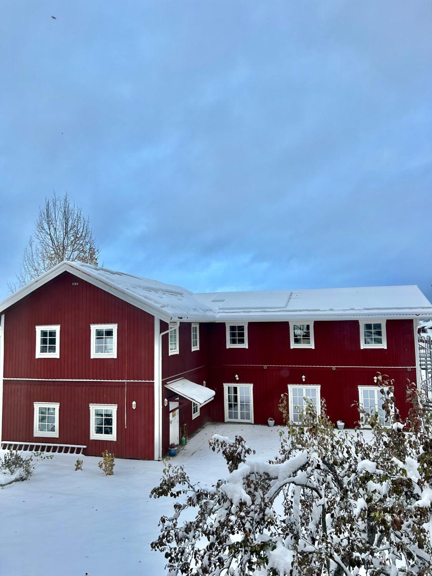 Flygeln Apartment Leksand Ngoại thất bức ảnh